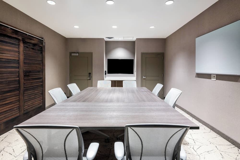 Meeting facility