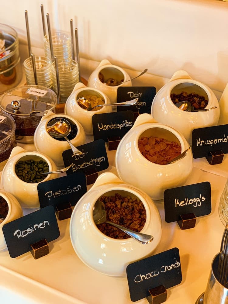 Breakfast buffet