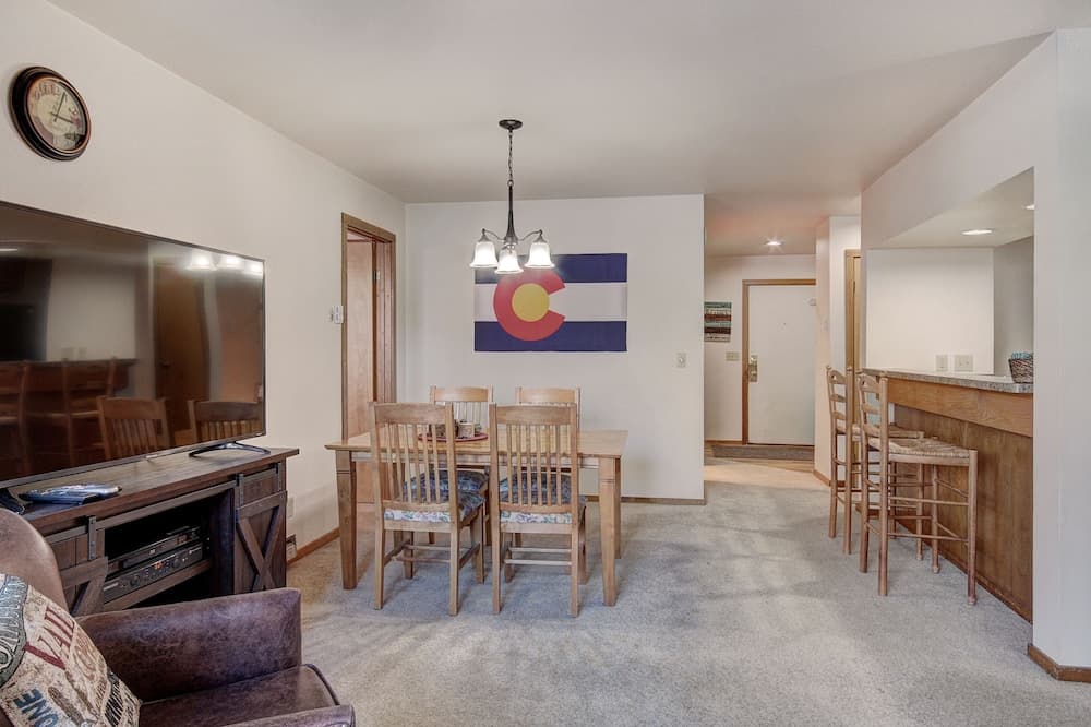 In-room dining