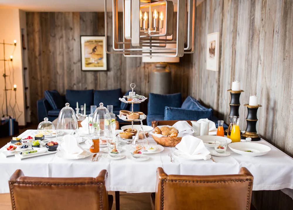 Breakfast buffet