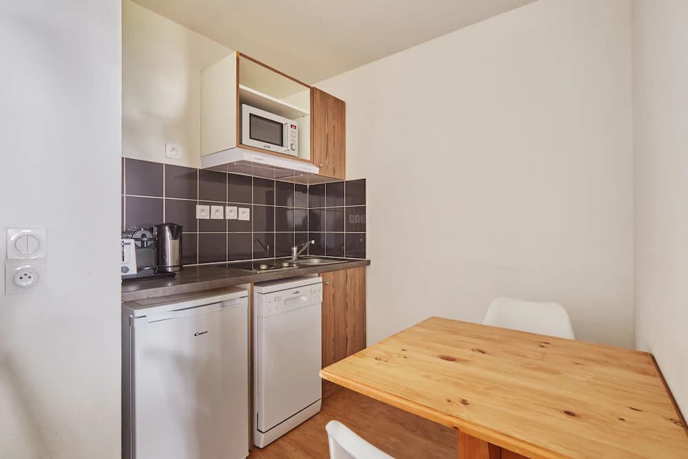 Private kitchenette