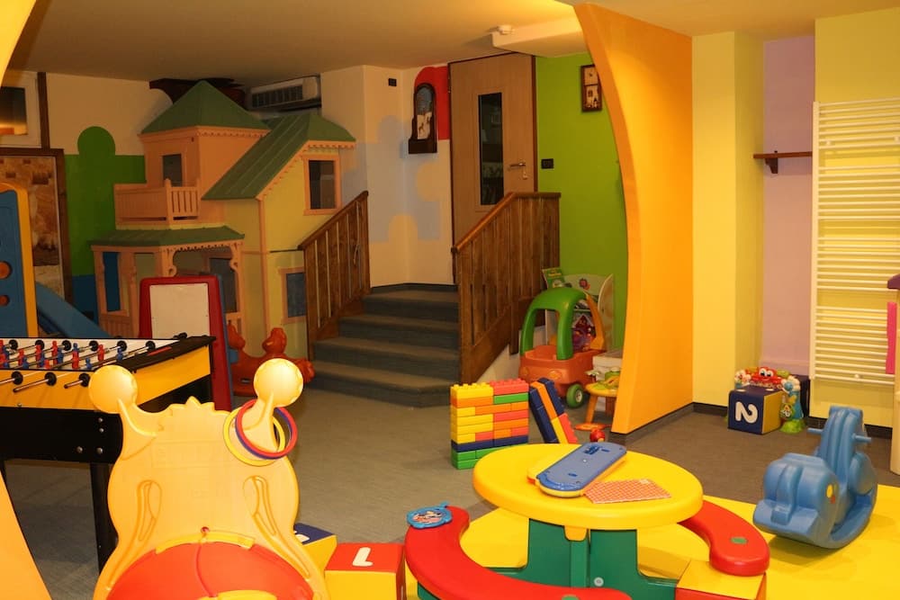Children's play area - indoor