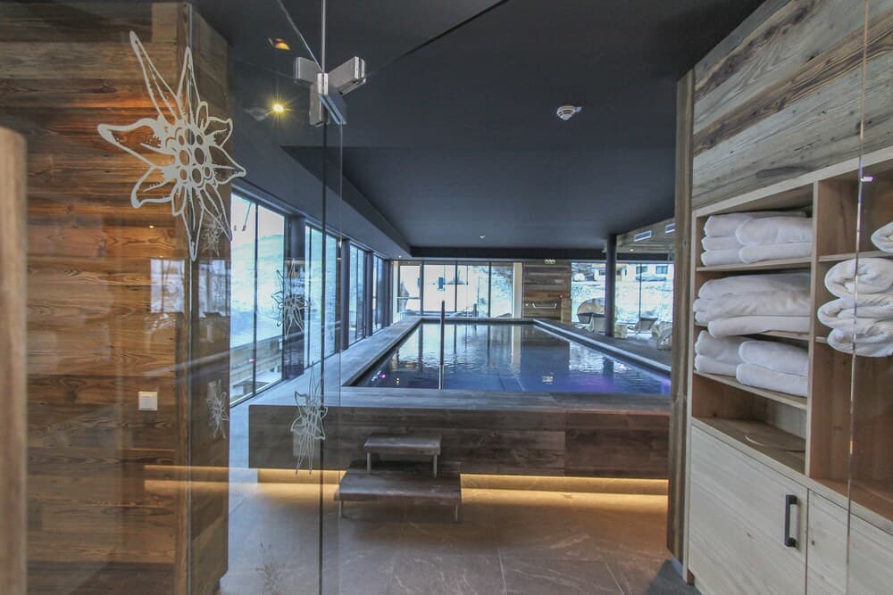 Rooftop pool