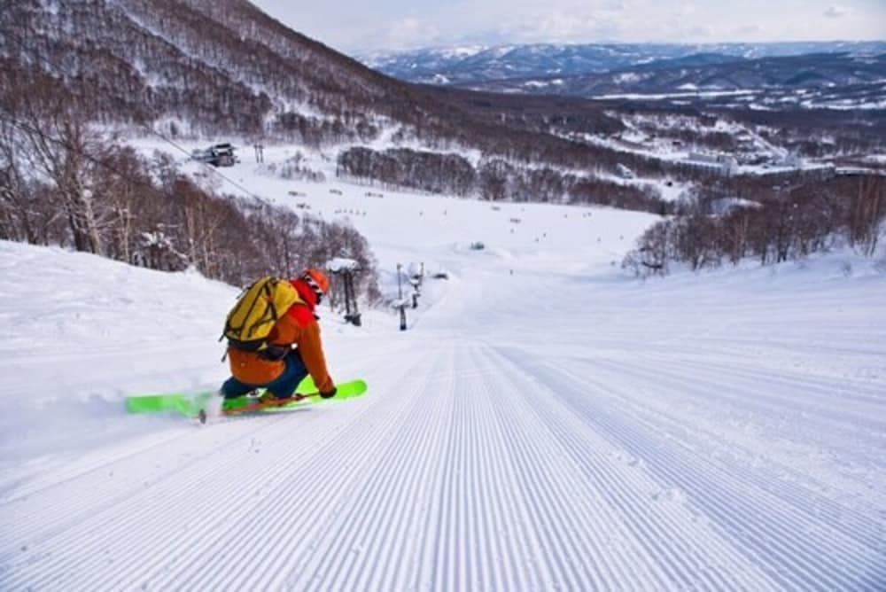 Snow and ski sports