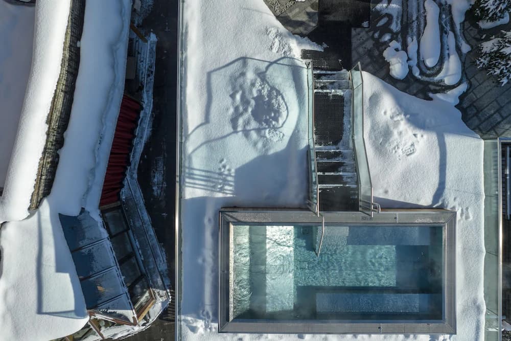 Rooftop pool