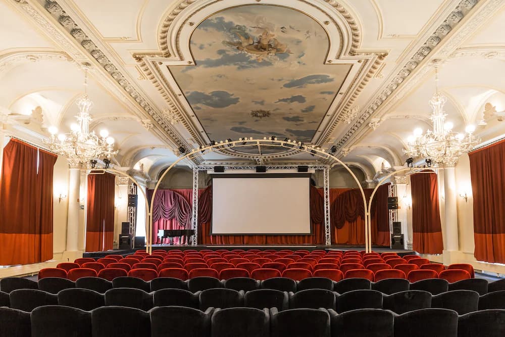 Banquet hall