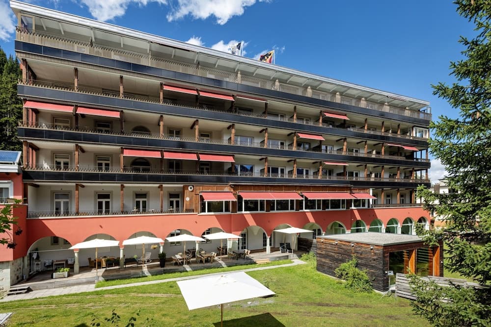 Sundeck