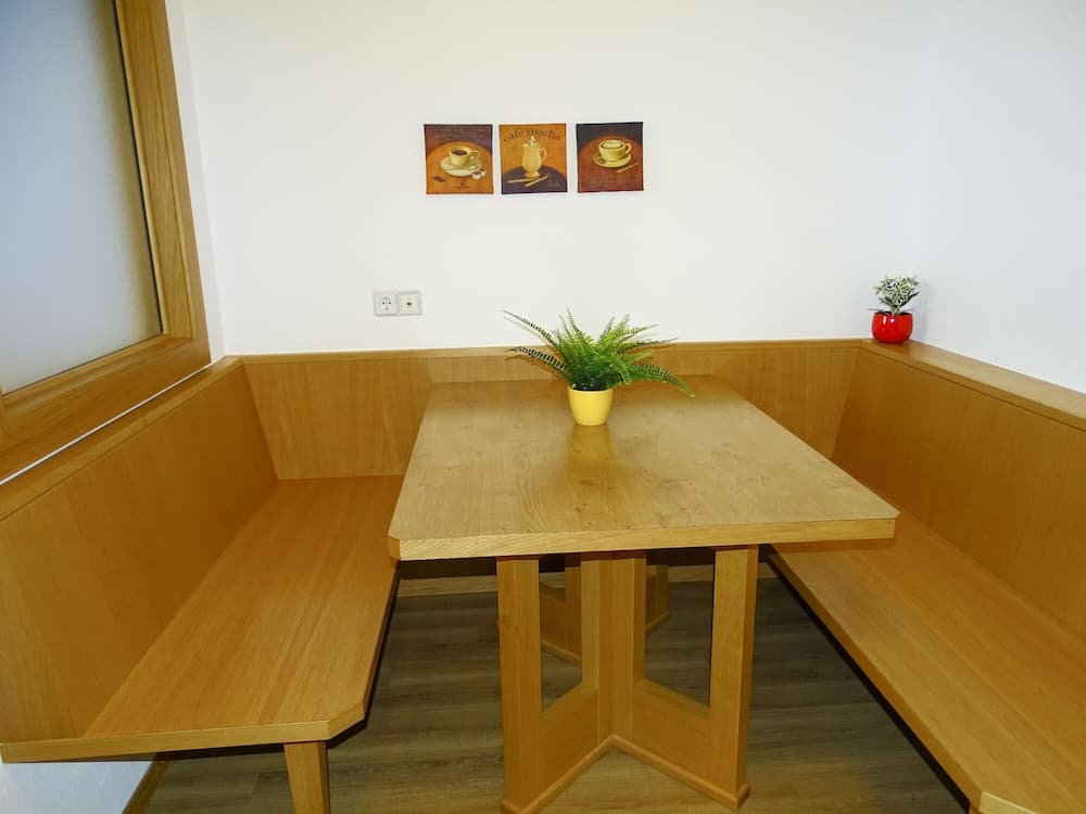 In-room dining