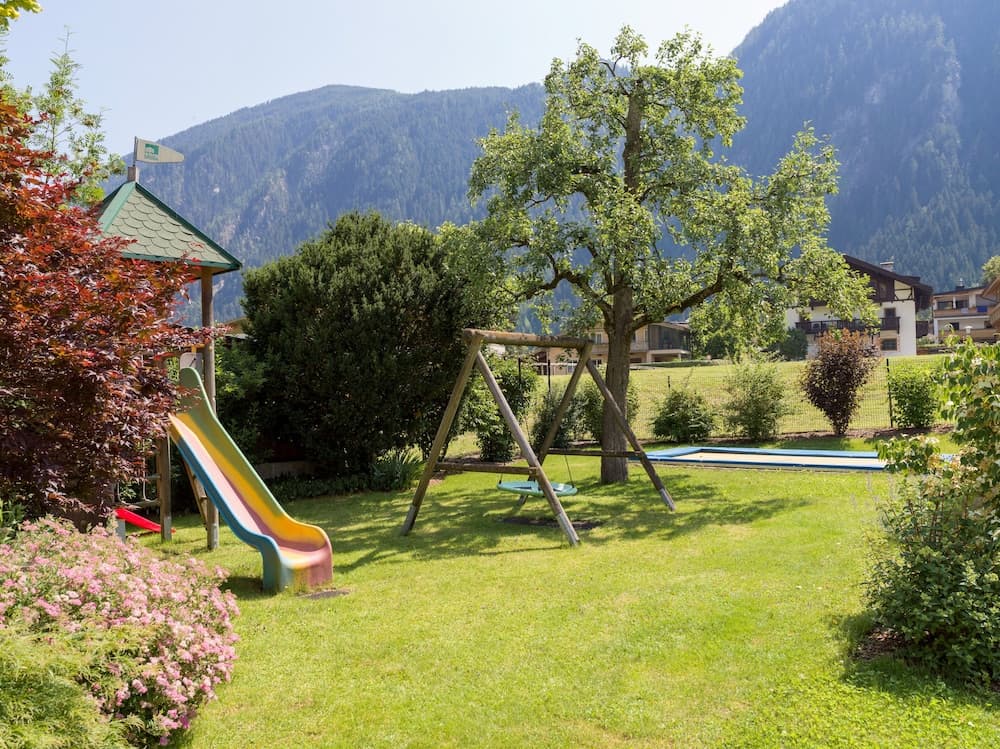 Children's play area - outdoor