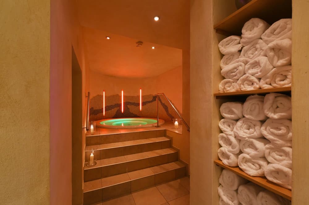 Steam room