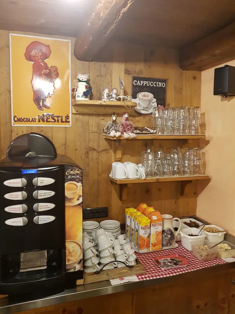 Breakfast area