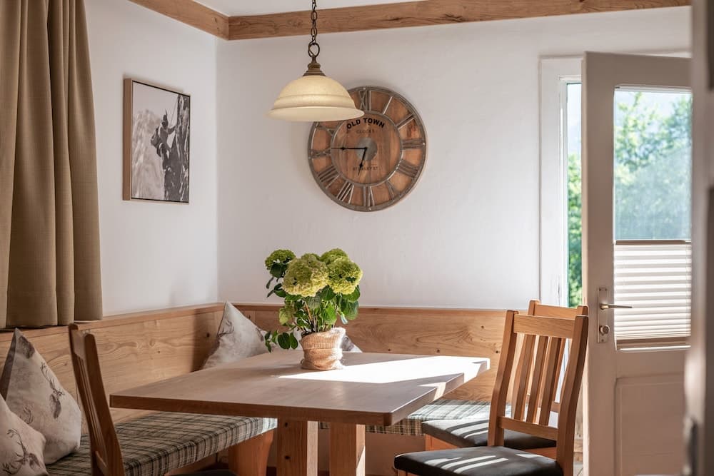 In-room dining