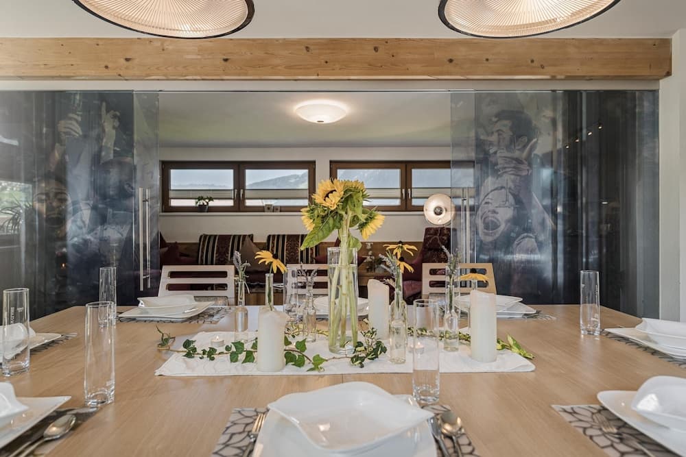 In-room dining