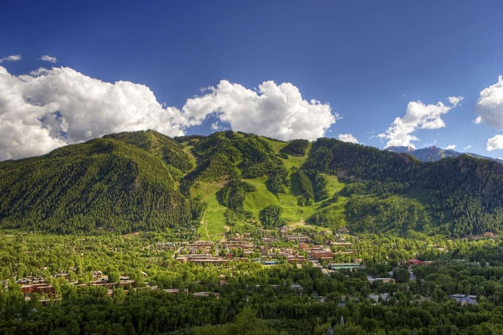 Ski hill