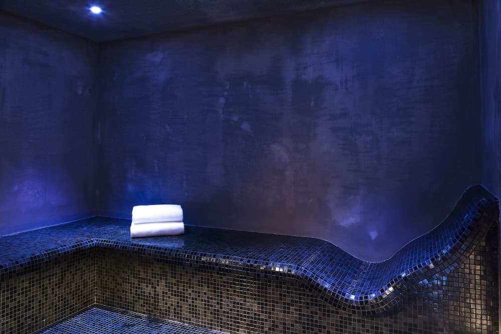 Steam room