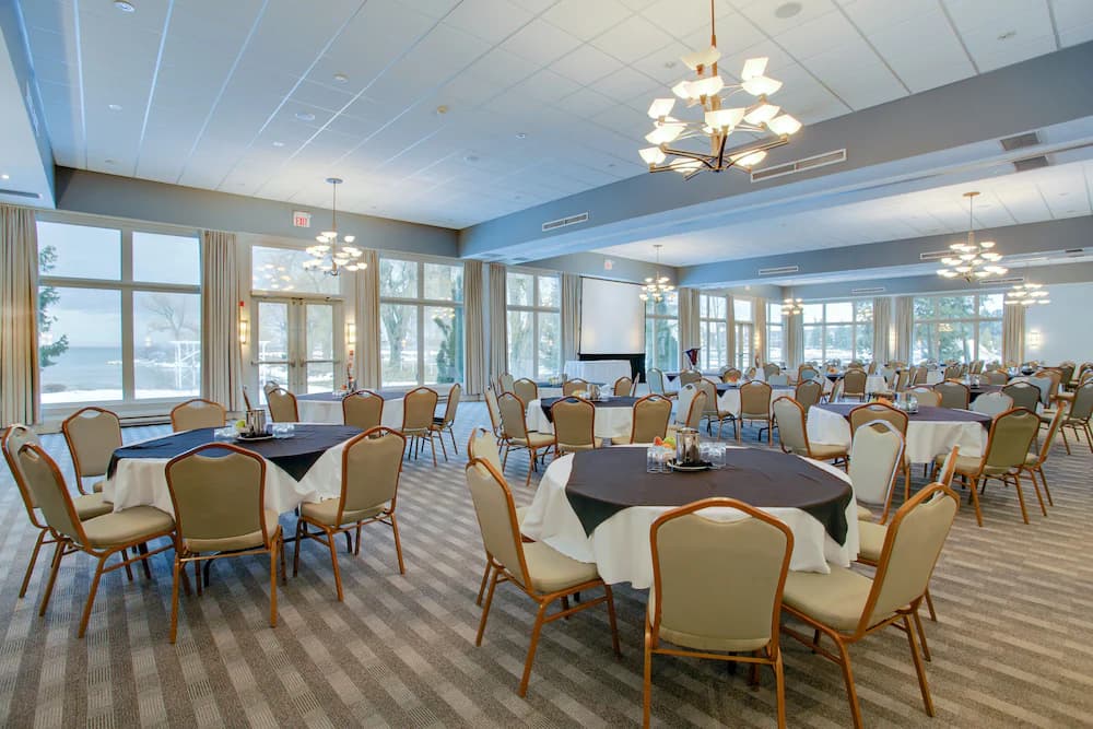 Banquet hall