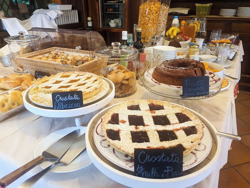Breakfast buffet