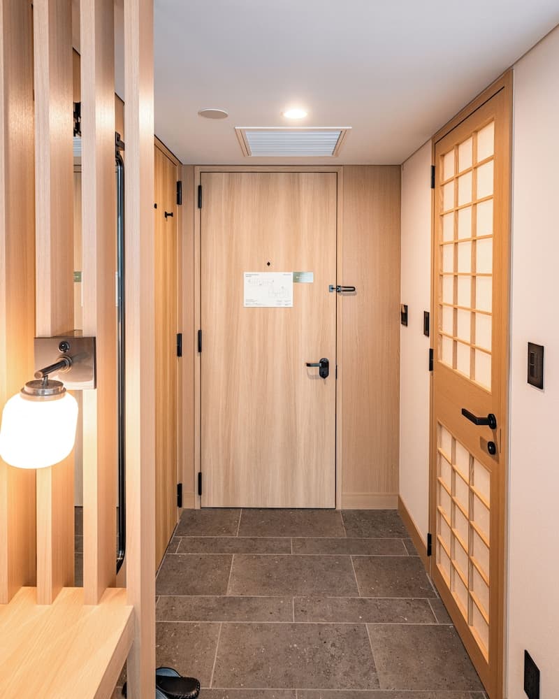 Room amenity