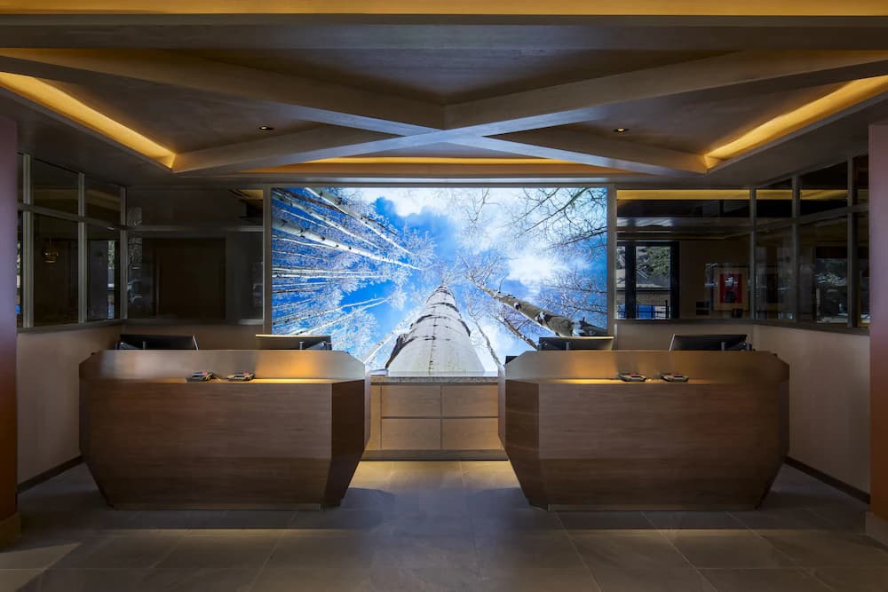 Concierge desk