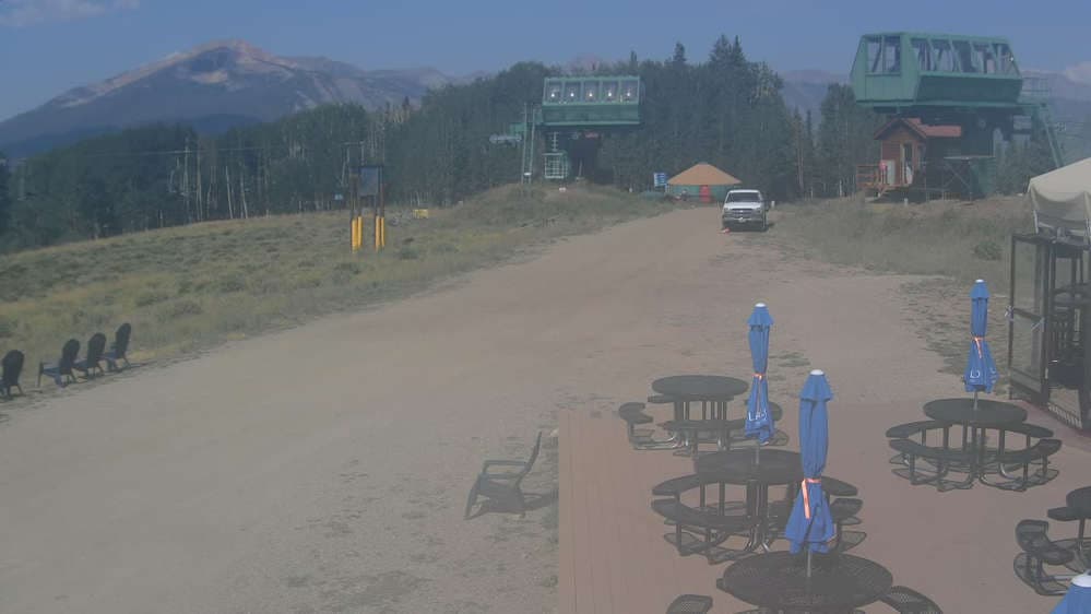Umbrella Bar at Ten Peaks stream