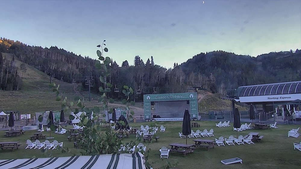 Silver Lake Lodge Cam