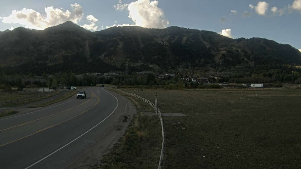 Jackson Hole - Mountain View Webcam