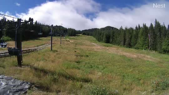 Skibowl West Base Area Live Feed