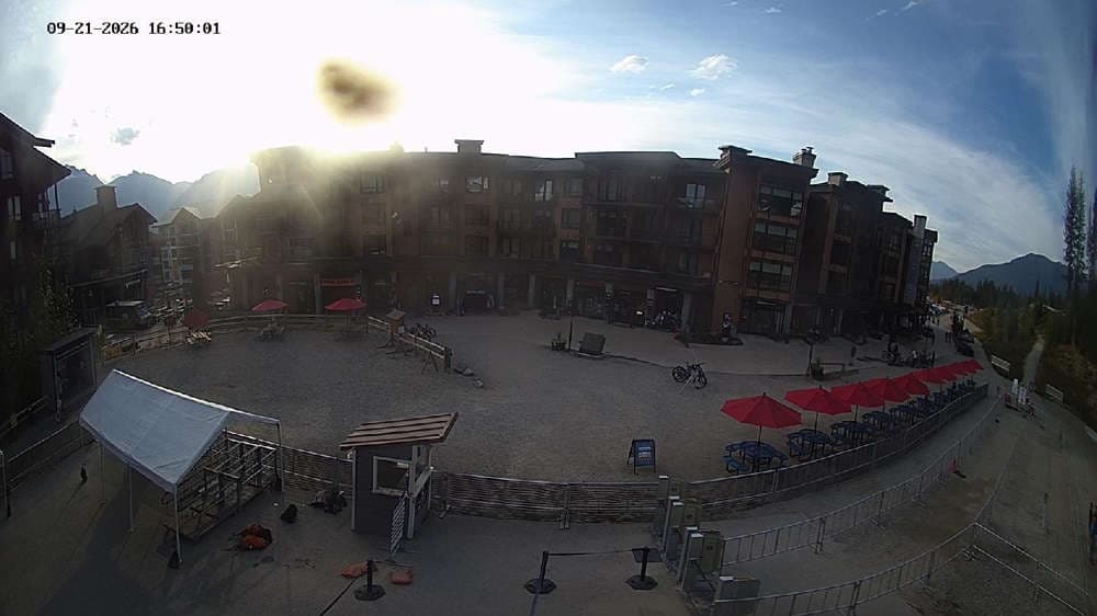 Revelstoke: Village Cam