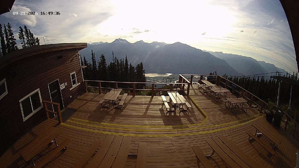 Revelstoke: Top of Upper Gondola Cam