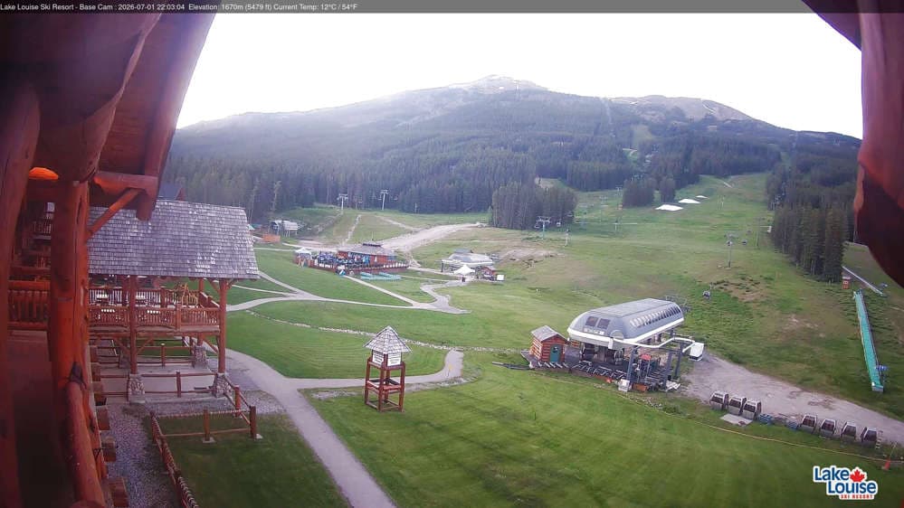Lake Louise Mountain Base Area Cam