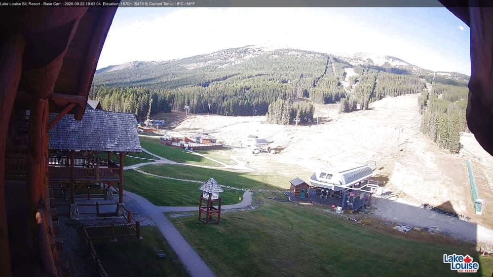 Lake Louise Mountain Base Area Cam