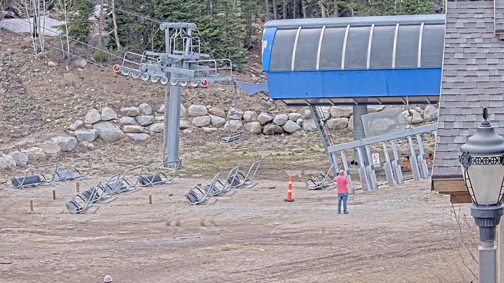 Solitude: Moonbeam Lift Line