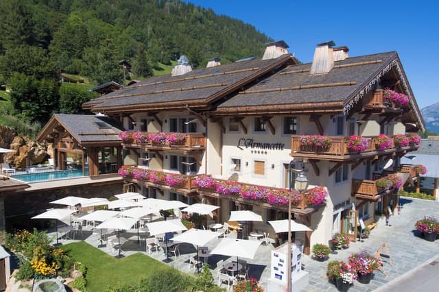 Lobby of Armancette Hotel, Chalets & Spa - The Leading Hotels of the World