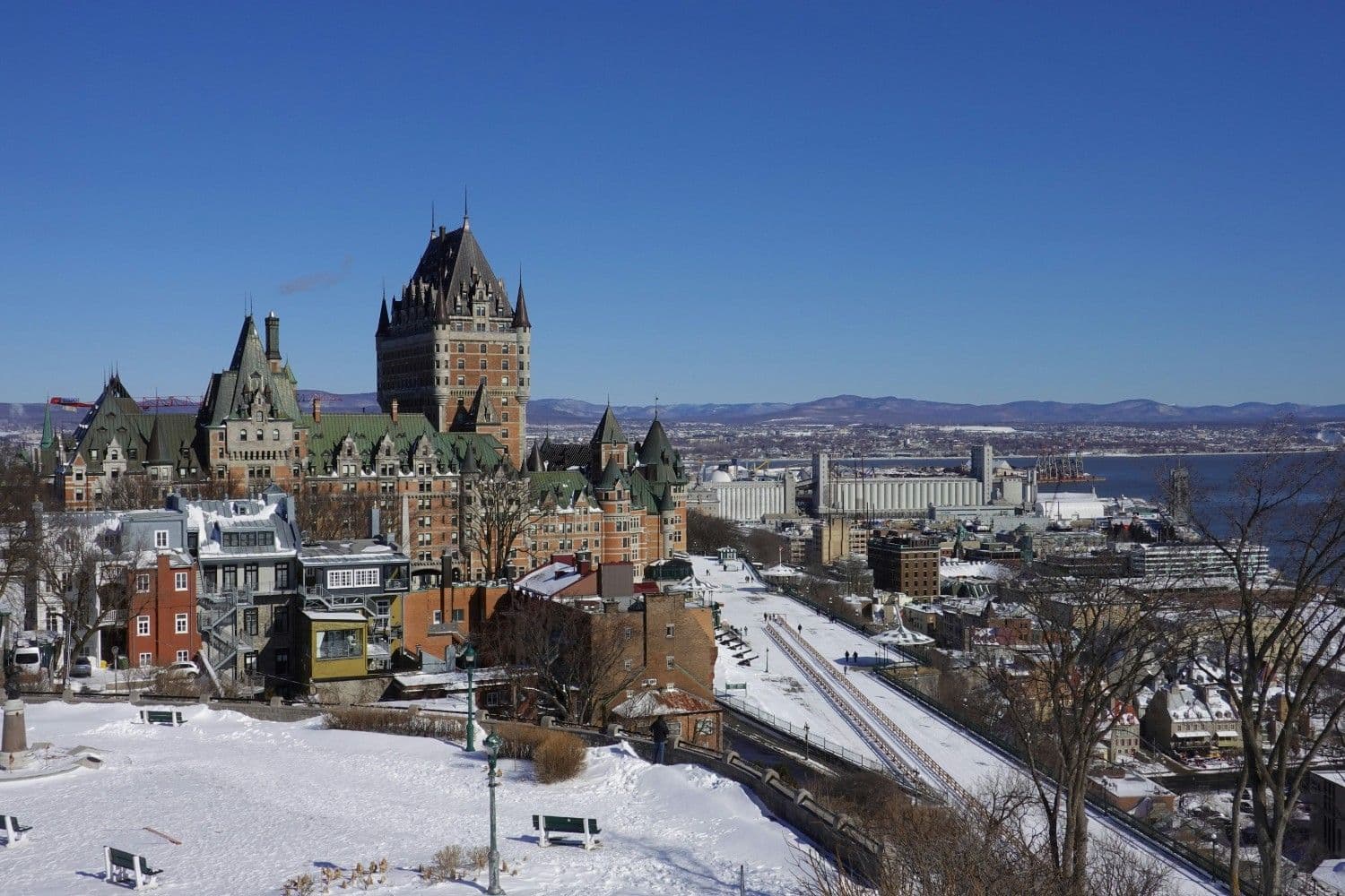 10 Best Ski Resorts Near Montreal, 2026/27